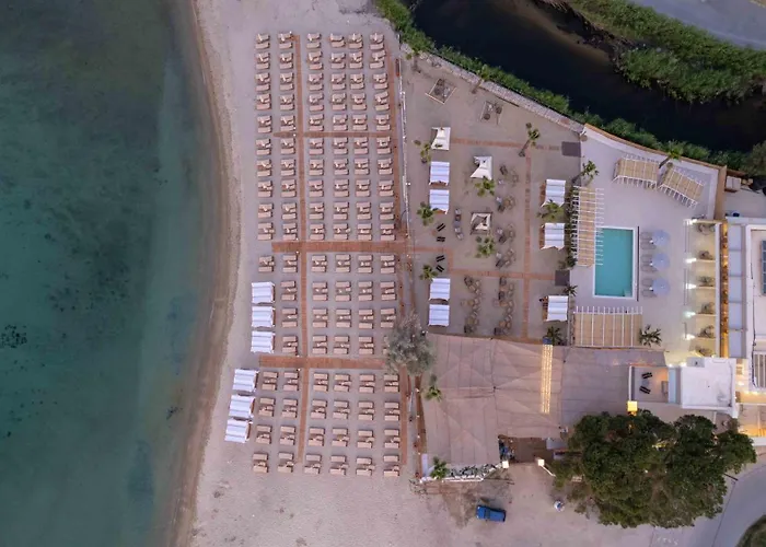 Linari Sea & Suites