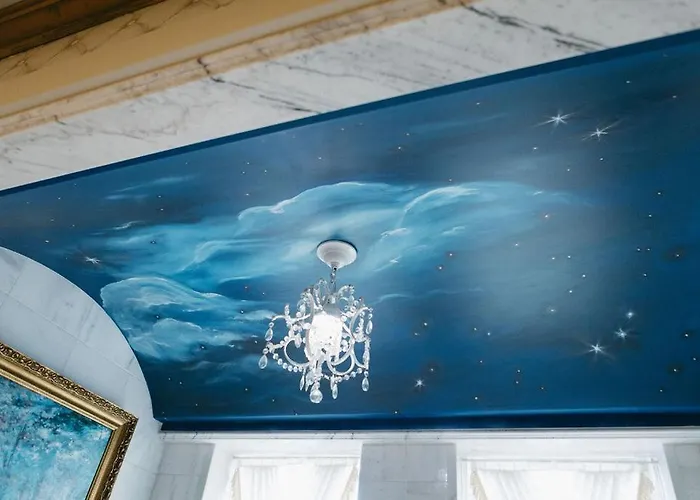 Chateau Connellsville Eclectic Homage Suite