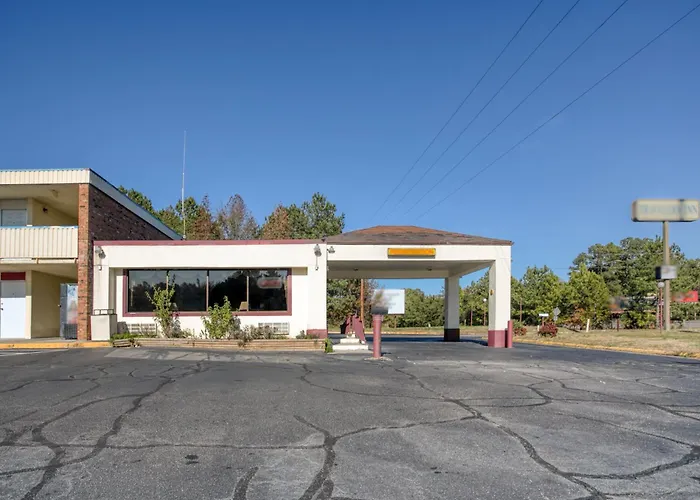 Travelers Inn By OYO, Templeton VA