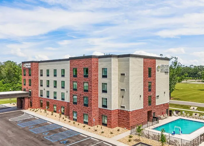 Cobblestone Hotel & Suites - Foley