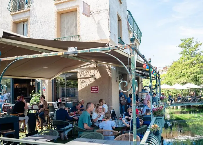 Le Bassin Hotel Restaurant