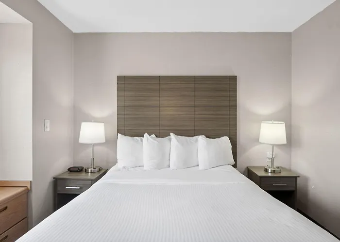 Sonesta Essential Hotels & Suites Kansas City Blue Springs
