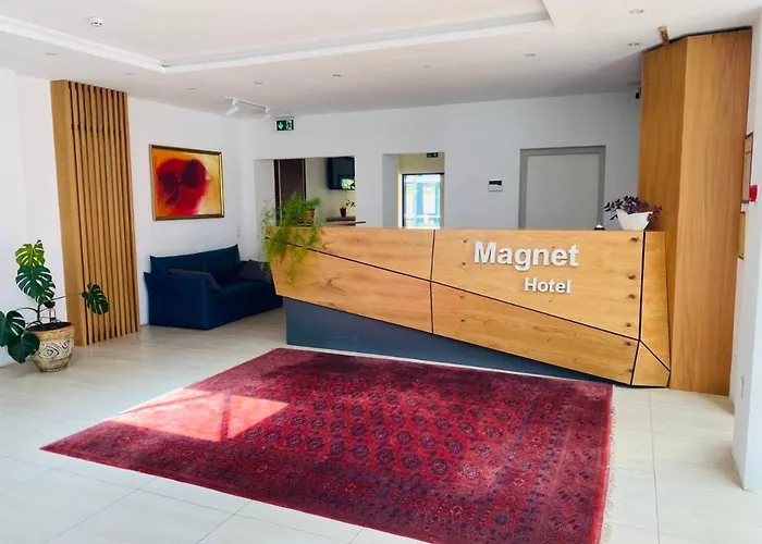 Hotel Magnet