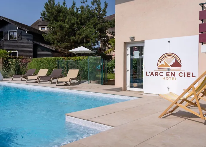 Logis Hotel Arc En Ciel