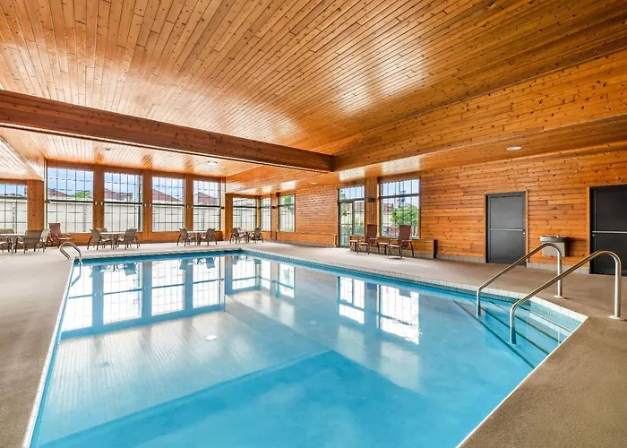 Super 8 By Wyndham La Crosse