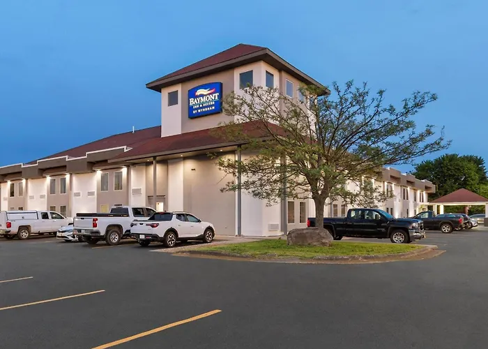 Baymont By Wyndham Batavia - Darien Lake