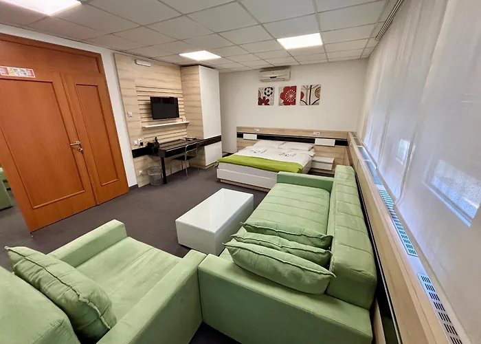 Garni Hotel Consul