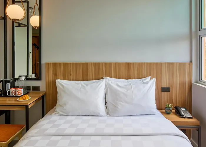 Go Hotels Plus Bacolod - Newly Renovated
