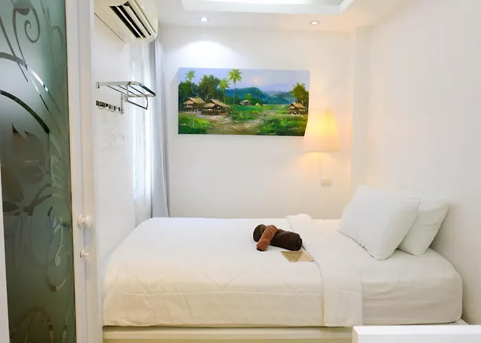 Baanpoon Apartment