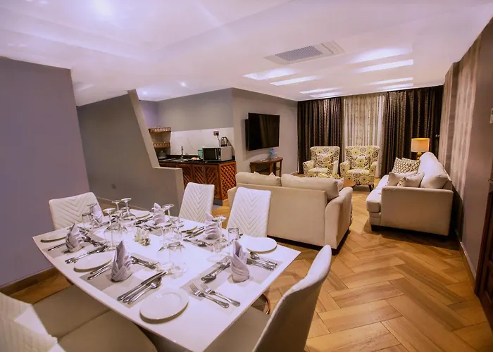 Tanga Beach Resort&Spa