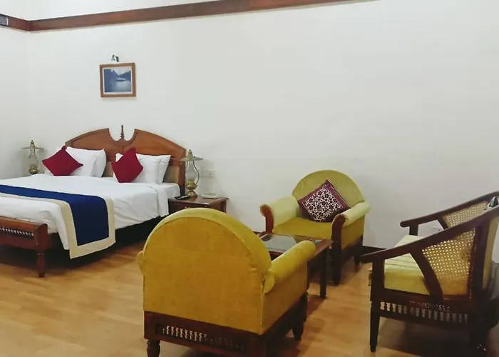 Ktdc Mascot Hotel - A Heritage Living Experience