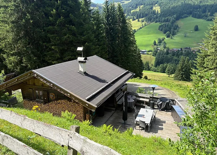 Wasserfallhuette Saalbach