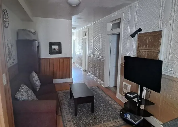 Sundown Lodge