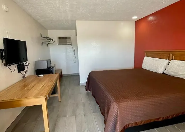 Red River Inn