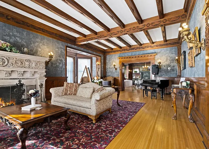 Historic Cotton Mansion By Heirloom Boutique Collection