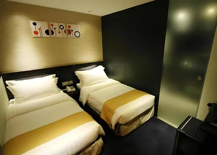 Noble Park Hotel