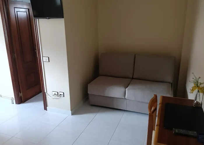 Hostal Leon II