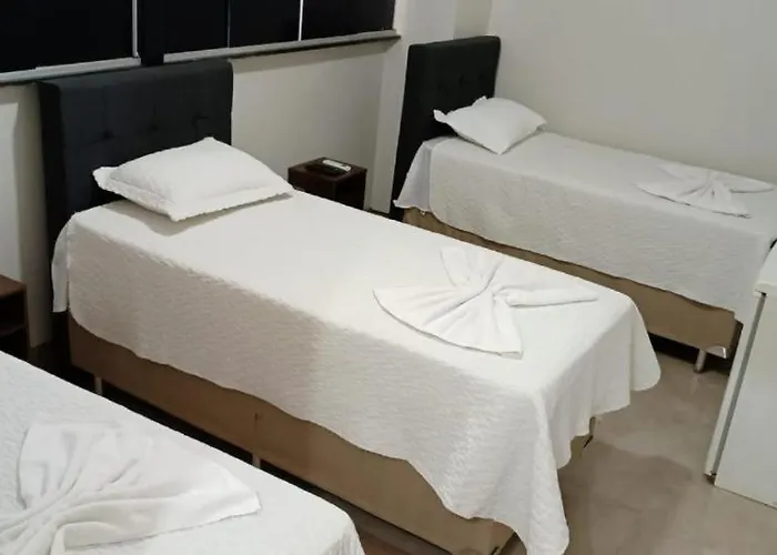 Hotel Serrano