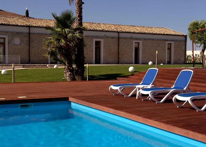 New Villa Carlotta