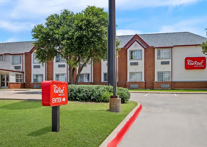 Red Roof Inn & Suites Euless - Dfw Airport Southwest