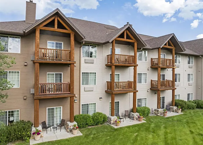 Best Western Plus Riverfront Hotel And Suites