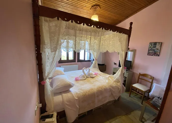 Diogenis Hotel