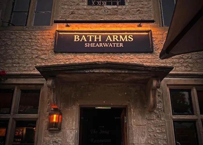 Bath Arms Shearwater Near Longleat