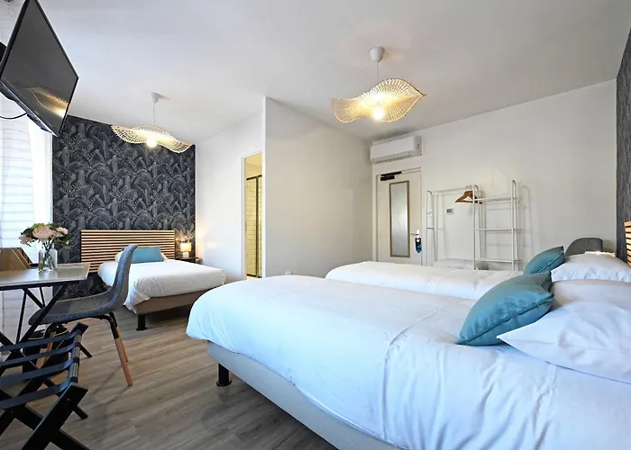 Hotel Le Terminus Et Son Restaurant Cote A Cote - Chambres Renovees