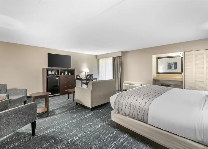 Best Western Plus Keene Hotel