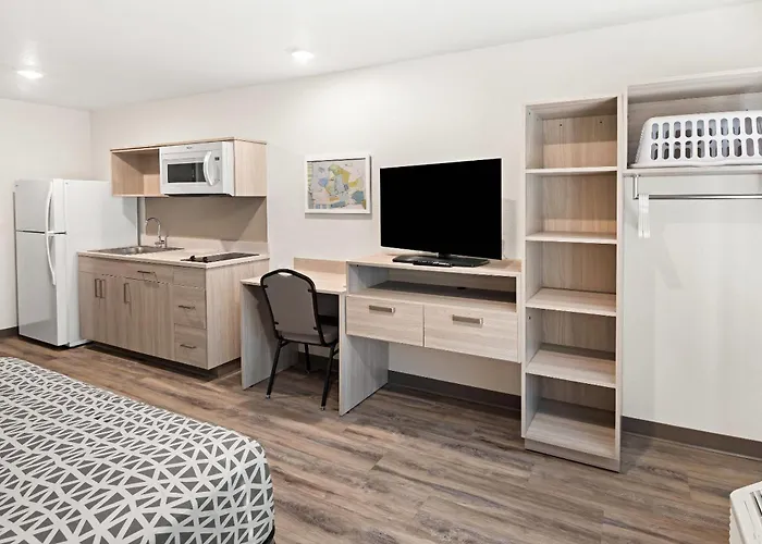 Woodspring Suites Billings