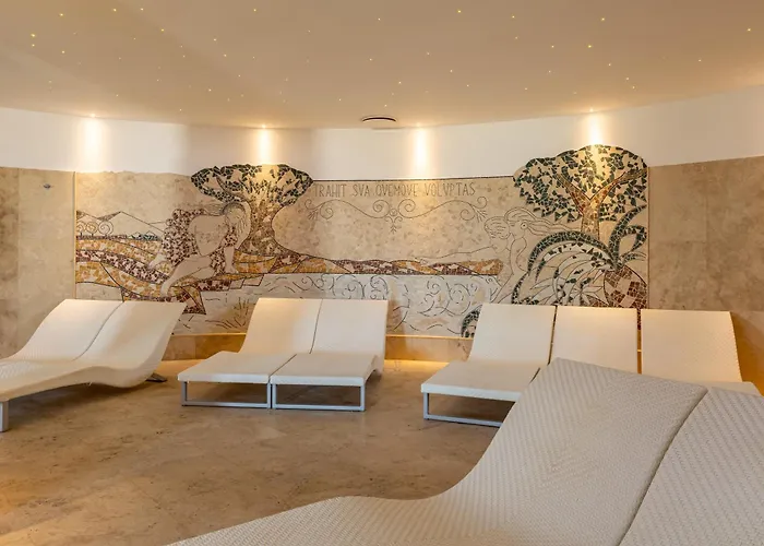 Sangiorgio Resort Hotel & Spa With Restaurant Cutrofiano