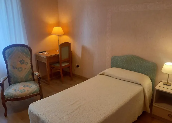 Hotel Moderno