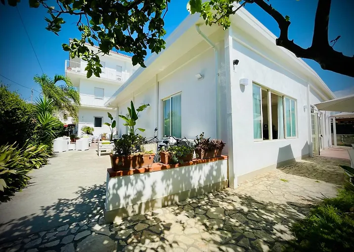 Minturnae Hotel