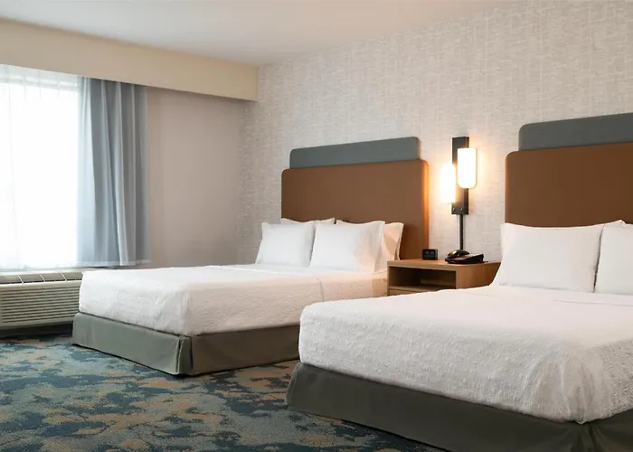 Hampton Inn And Suites La Crosse Downtown