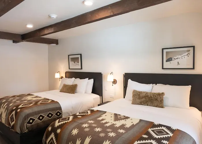 High Creek Lodge And Cabins