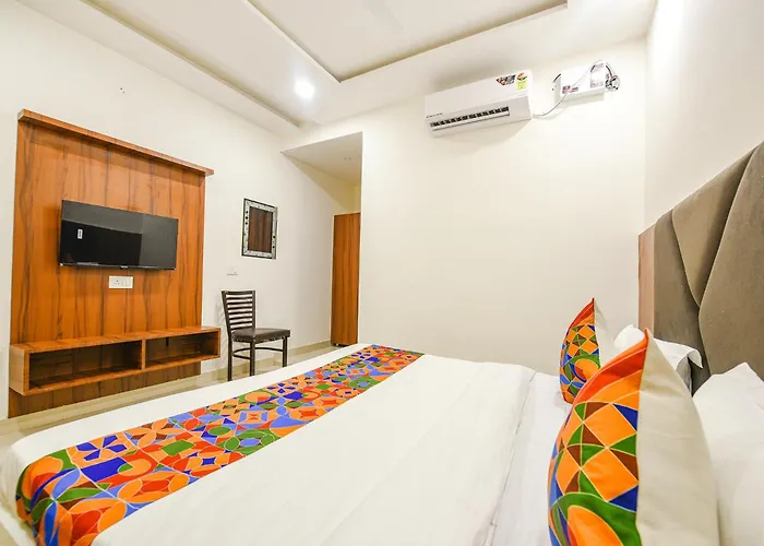 Solace Inn With Lift Near Golden Temple