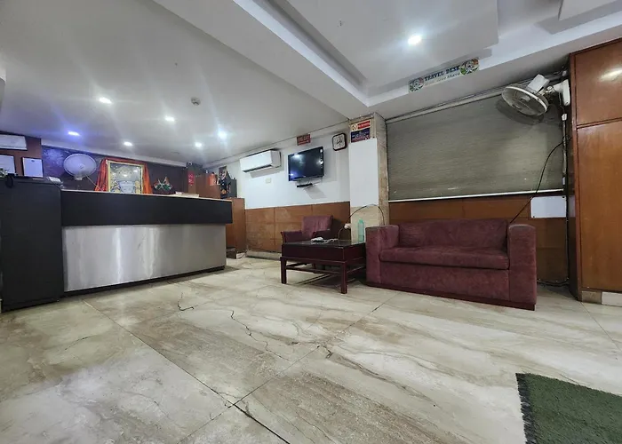 Hotel Ruhaan Near New Delhi Railway Station