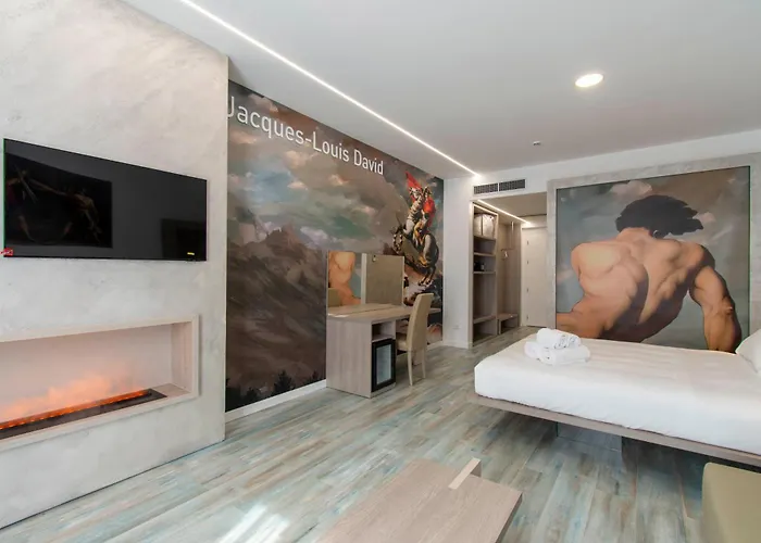 Max Motel - Art Gallery Room
