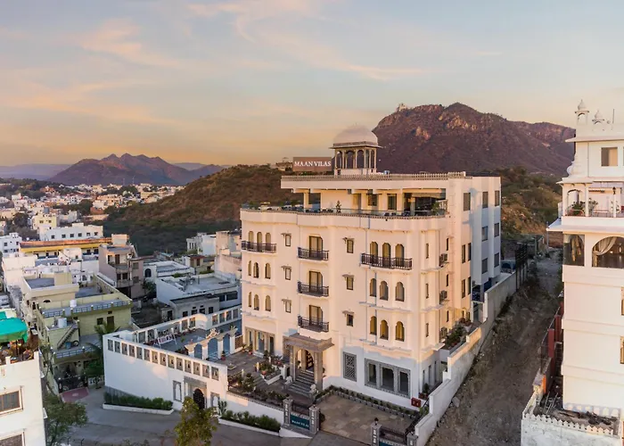 Maan Vilas Swimming Pool Boutique Hotel In Udaipur