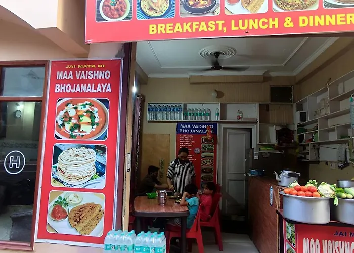 Hotel Ishaan International Near Yatra Parchi Counter 2