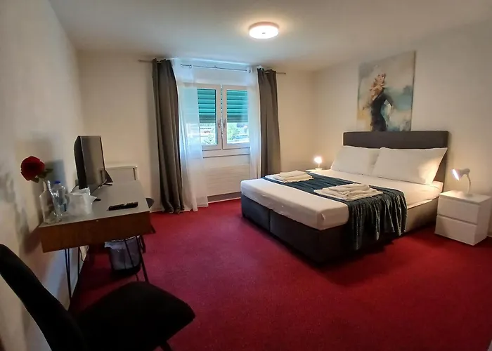Hotel Garni