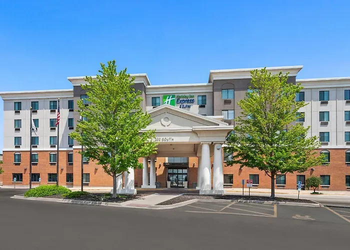 Holiday Inn Express & Suites Chicago West-O'Hare Arpt Area By Ihg