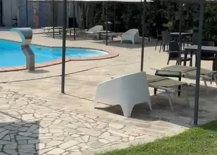 Hotel ausonia