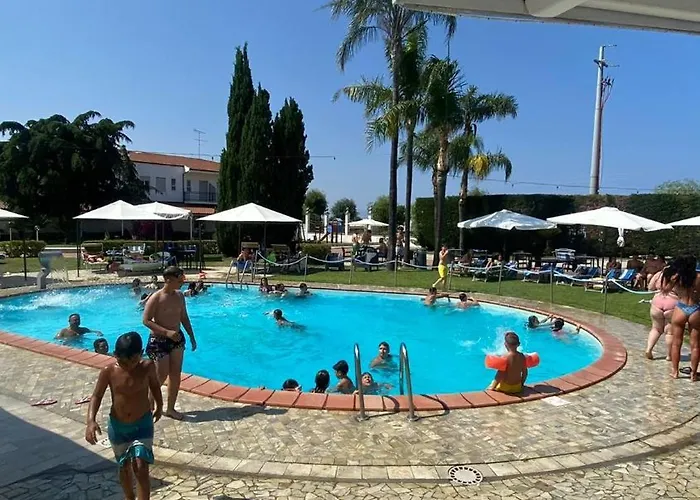 Hotel ausonia