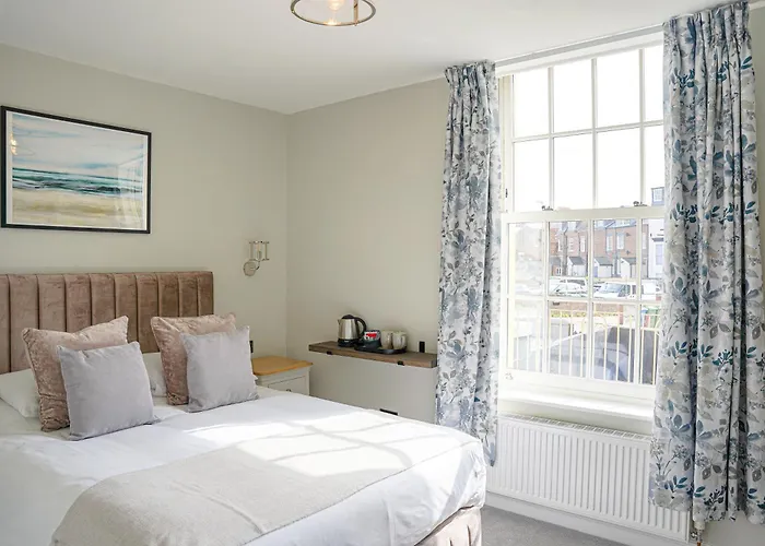 The Clarence Gardens Hotel, BW Signature Collection