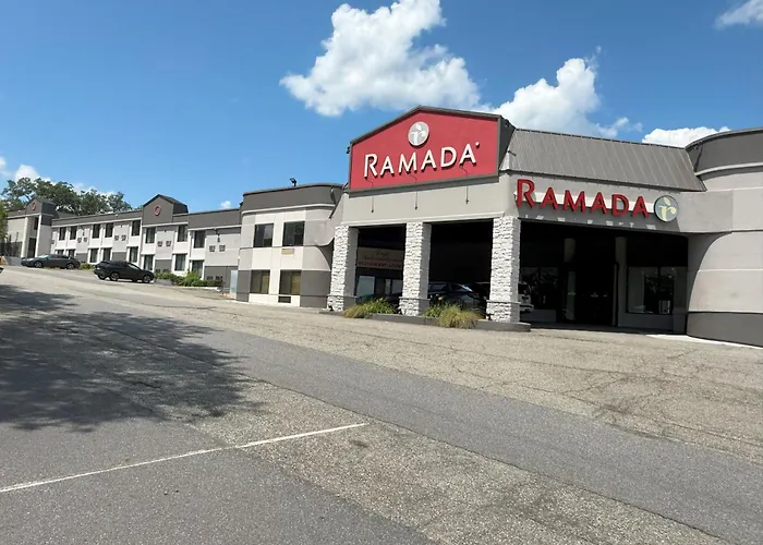Ramada By Wyndham Newburgh/West Point