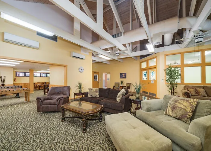 Petite Retreat At Kahana Falls