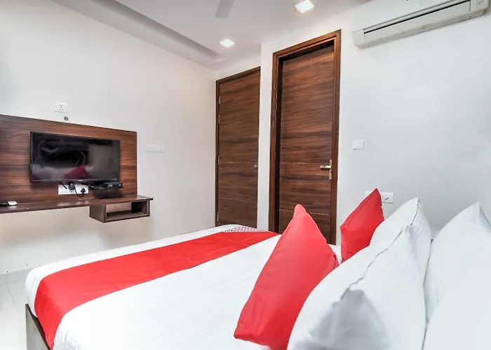 Hotel O Alandi Markal Crossway Formerly Shetkari Mala Lodging