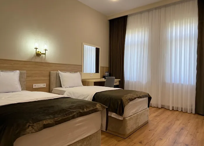 Sabrina Hotel