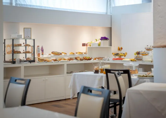 Hotel Carlo Felice